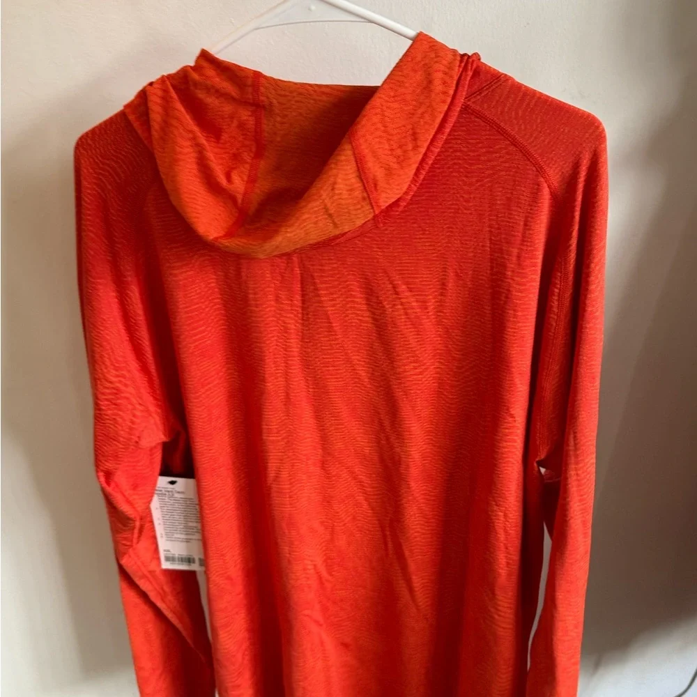 Metal Vent Tech Hoodie - XXL Men’s Lululemon Top, Longsleeves, Orange - Picture 6 of 7
